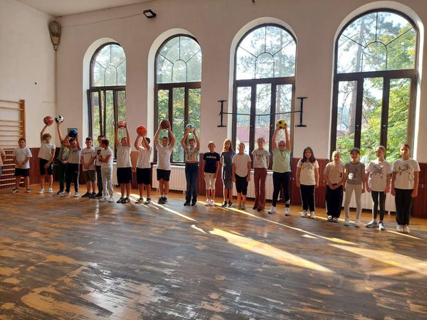 25.7.2024. naš klub donirao je lopte OŠ ,,Rajak Pavićević" u Bajinoj Bašti…